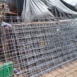 4x8 Hog Wire 26 Of Them $15 A Pec 
