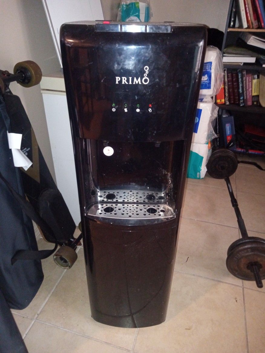 5 Gallon Water Dispenser  20 Dollars 