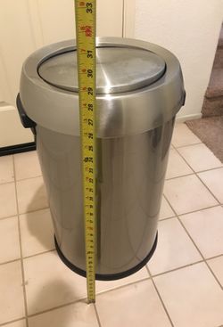 Stainless Steel Trash Can STILL AVAILABLE 03/29/2020