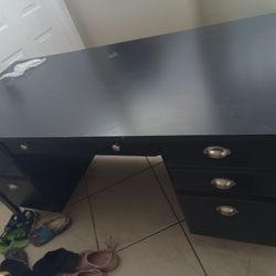 Heavy Desk With 2 Filing Cabinets