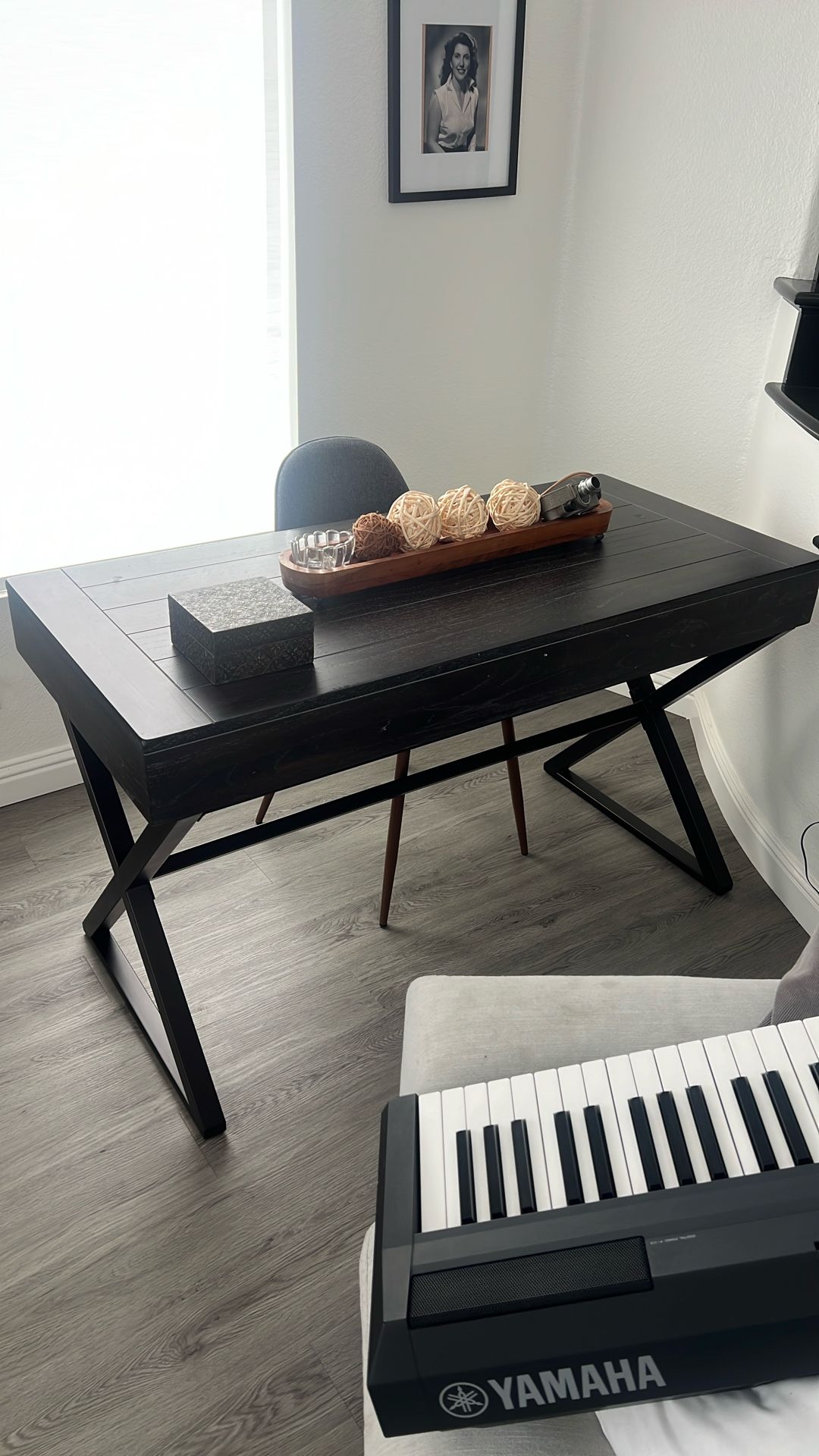 Wood Desk - Color Cool BrownIsh Black