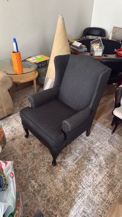 Upholstered Reading Chair
