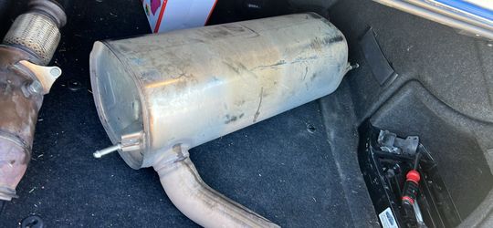 BMW 328i Muffler