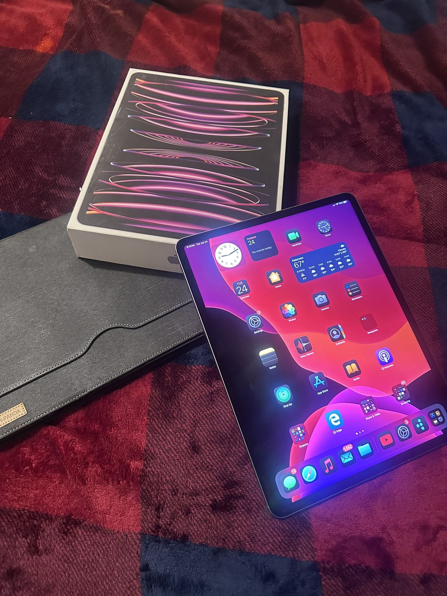 Apple IPad Pro (6th Generation) 128gb (WiFi + Cellular)
