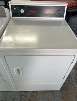 UniMac Heavy-Duty Commercial Electric Dryer — $500