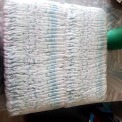 New Kirkland Diapers Size 1