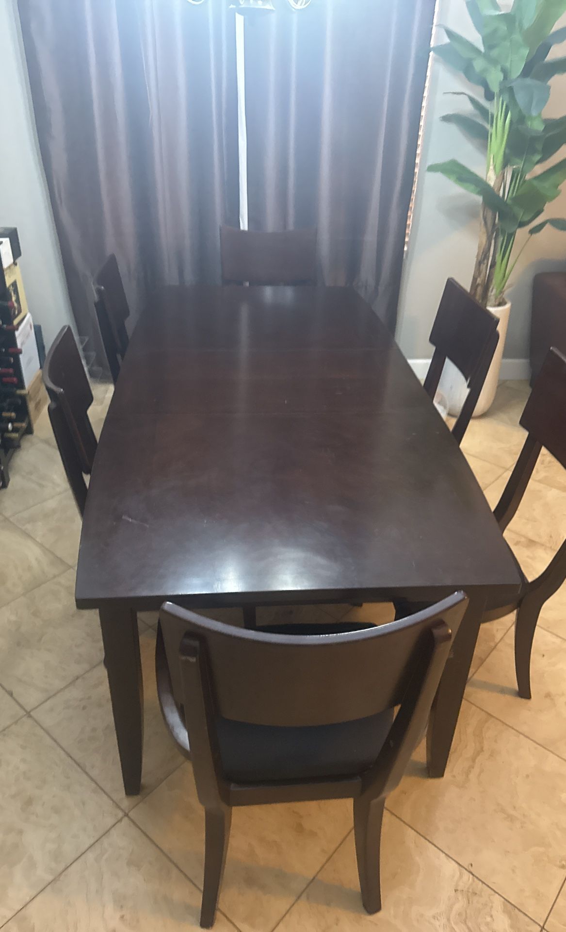 Dining room table with 6 chairs