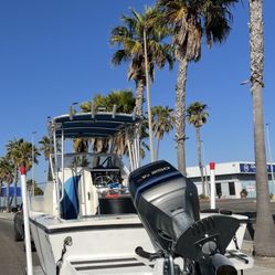 1990 Mako 230