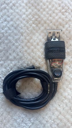 Andis T-Outliner (Modified Skeleton Trimmer) Corded
