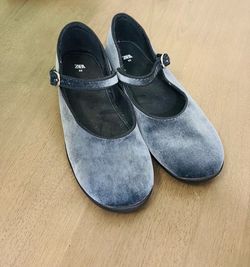 New Zara Girls Shoes Size 35