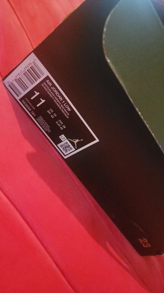 Air Jordan 1 Low