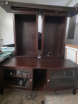 Four peace wooden entrainment center