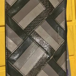 Micheal Kors Wristlet 