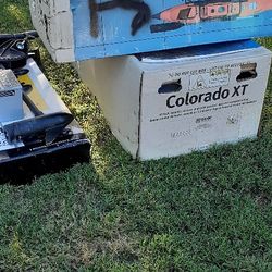 Floaties Or Fishing Pontoons Colorado XT, Trolling Motor, Battery