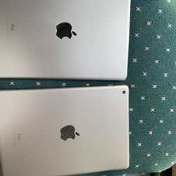 iPads 6th Generation Like New