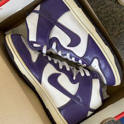 Nike Dunks 