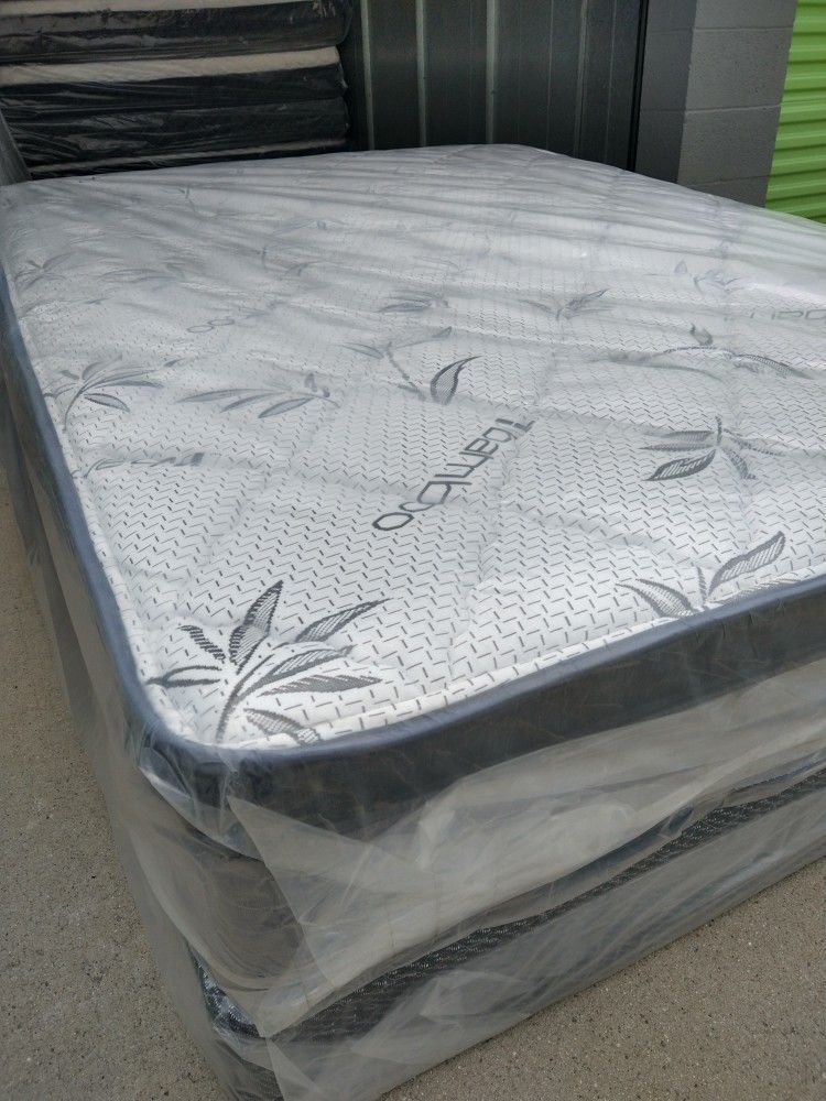 Queen Mattress With Box Spring Bamboo Pillow Top 12"Thick Orthopedic Brand New