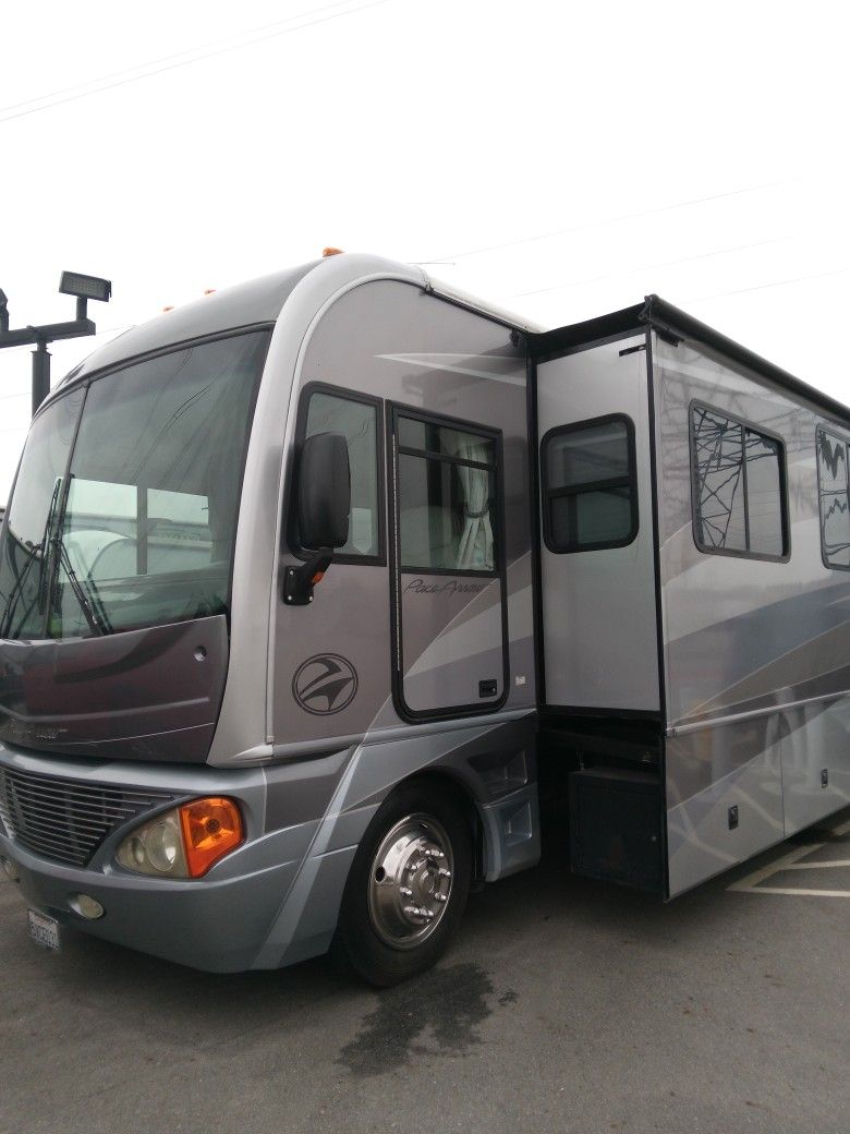One Owner 2006 Pace Arrow 36 Ft TwoSuper Slide Out