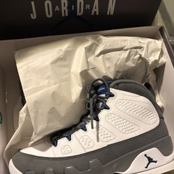 Flint Grey 2026 ( French Blue ) 