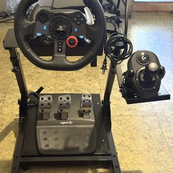 Logitech - G29 Driving Force Racing Wheel and Floor Pedals for PS5, PS4, PC, Mac