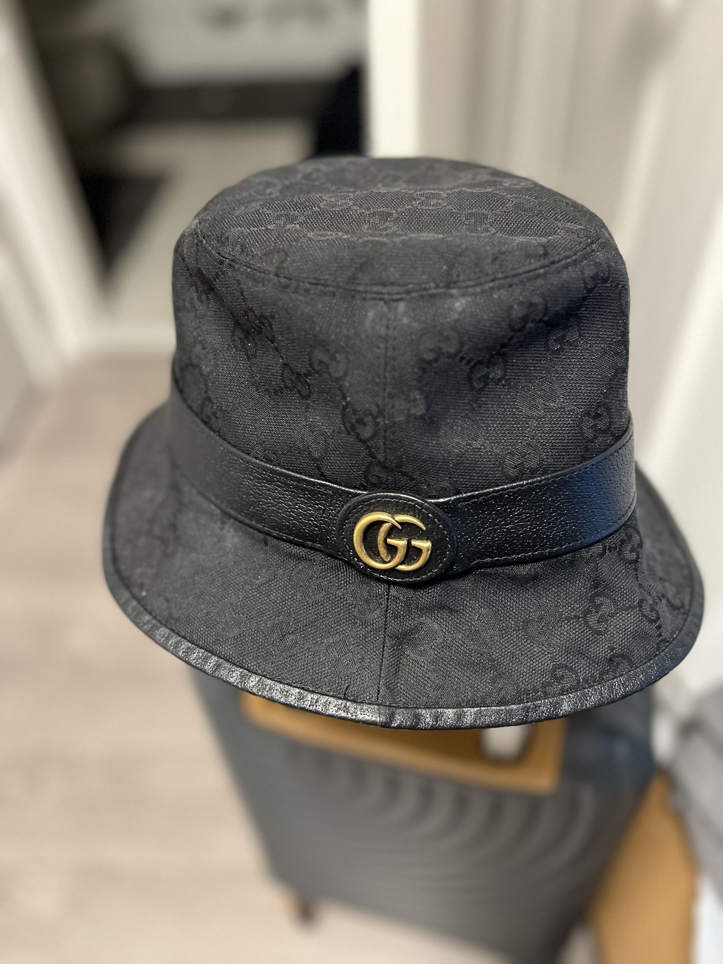 Gucci Bucket 