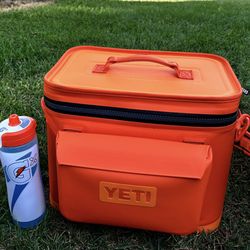 Yeti Hopper 18 King Crab