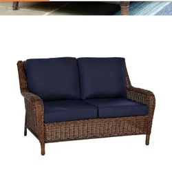 Hampton Bay
Cambridge Brown Wicker Outdoor Patio Loveseat with CushionGuard Midnight Navy Blue Cushions
New in box
225$ cash no tax 
Pick up Mesa Alma