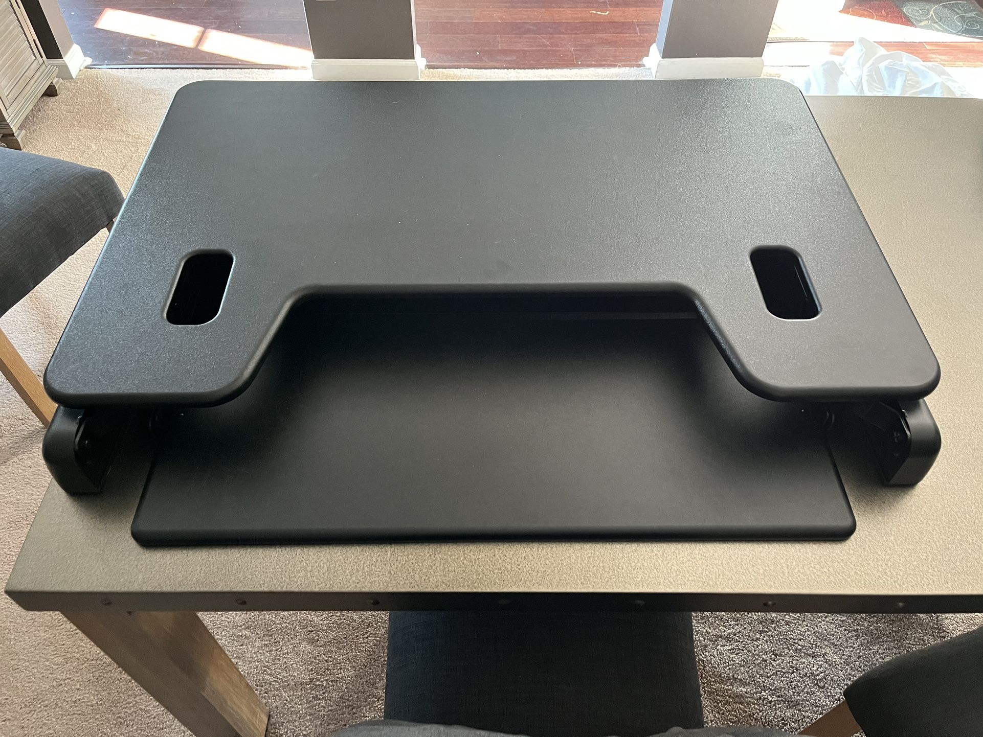 VeriDesk Exec (Tall) 40 Sit Stand Desk (orig $500+)