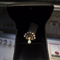 14k Vintage Yellow Gold Diamond And Opal Brooch 