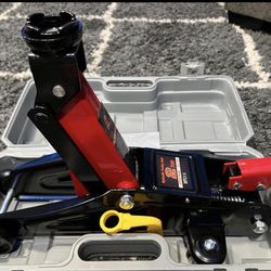 Floor Jack 2 Ton With Carrying Case