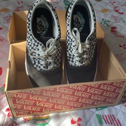 Man Vans 10.5