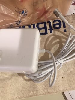 60 W L Tip MacBook Charger Brand New