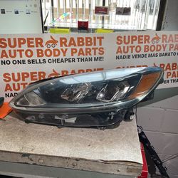 2020 Escape Headlight Driver Halogen  OEM 💫 2022
