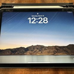 iPad 4th Gen With Apple Pencil 