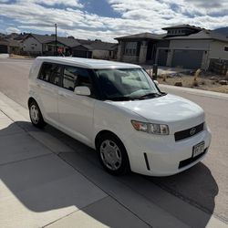 2010 Scion xB