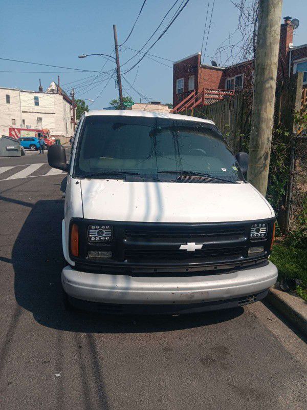 2001 Chevy Express 1500