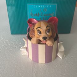 Walt Disney’s Collectors Society Lady And The Tramp Figurine