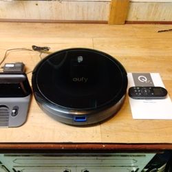 Eufy Robo Vacuum 