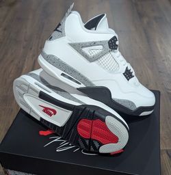 Jordan 4 White Cement Size 9.5