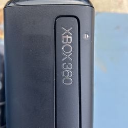 X Box 360 And 19 Games 