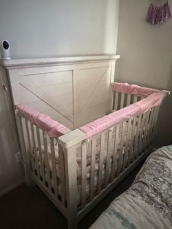 Baby crib
