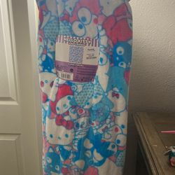 Hello Kitty blanket