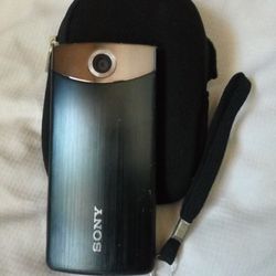 SONY BLOGGIE CAMCORDER DIGITAL CAMERA 3.0" LCD TOUCH SCREEN FULLHD POCKET 8GB  INTERNAL MEMORY USB CHARGING TESTED WORKING GREAT 