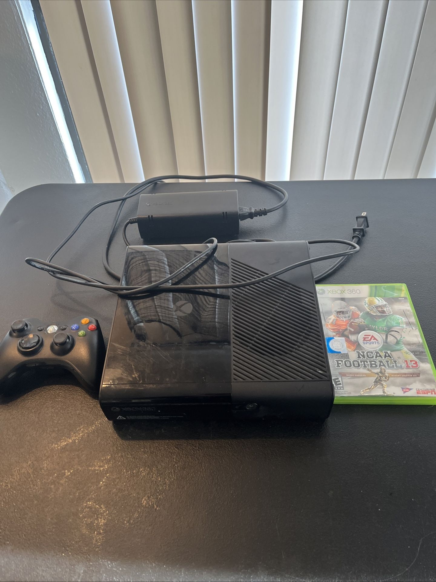 Xbox 360 With NCAA Football 13