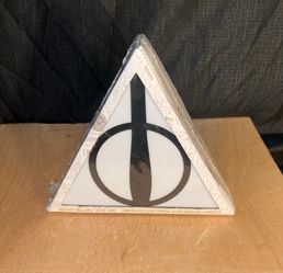 UKONIC--HARRY POTTER--DEATHLY HALLOWS--DESK LIGHT (NEW)