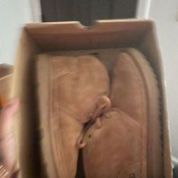 Kids Ugg’s Boots Size 3y