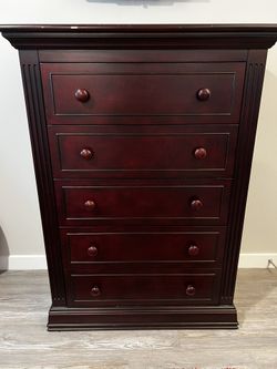 Sorelle Providence 5 Drawer Dresser