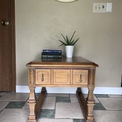 LANE FURNITURE Italian Neoclassical Tuscan Style 22" Accent End Table