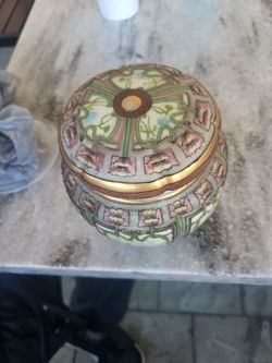 ANTIQUE NIPPON CHINA JAR