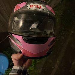 bell motorcycle helmet